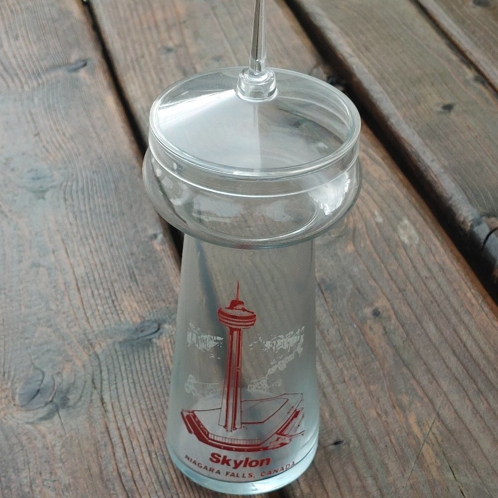 Vintage Skylon Tower Niagara Falls Canada Souvenir Glass & Plastic Acrylic Top